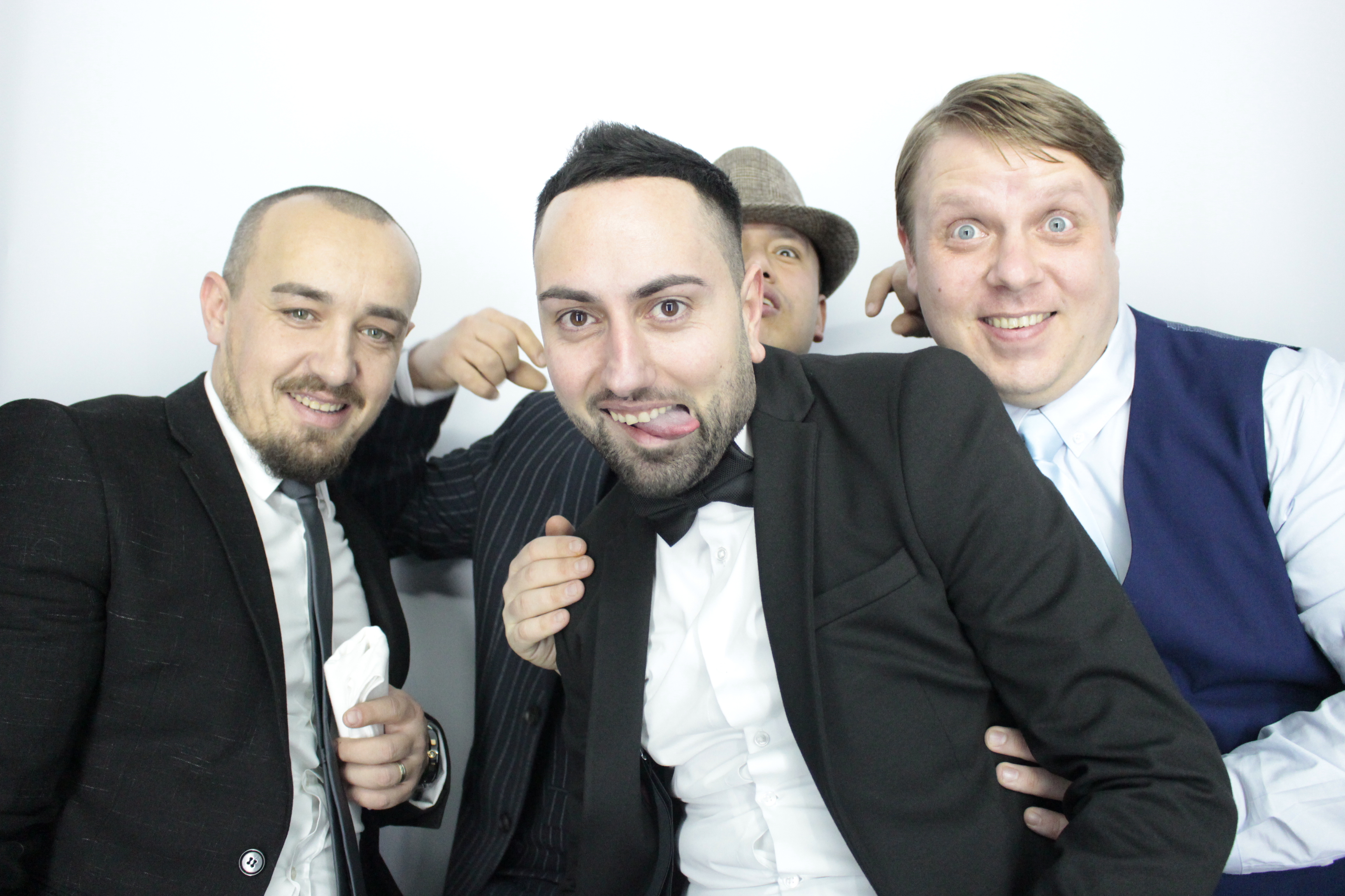 End of Year Party – Aviator  | View more photos from the event at gallery.myphotoboothexperience.co.uk/u/MyPhotoBoothExperienceLtd/End-of-Year-Party-–-Aviator